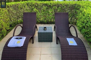 khushana villa by baywatch stayzz