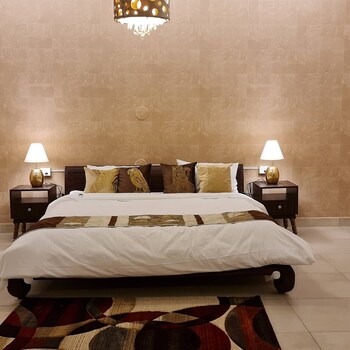 khushana villa by baywatch stayzz