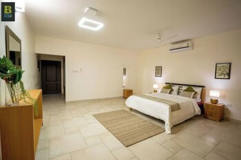 khushana villa by baywatch stayzz