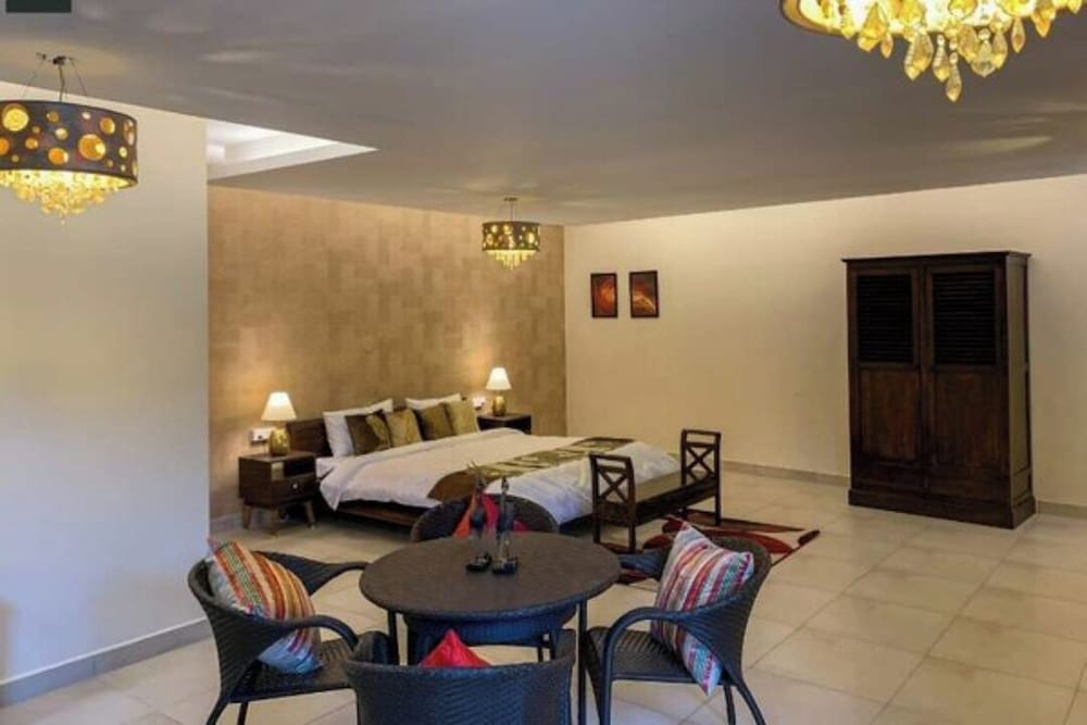 khushana villa by baywatch stayzz