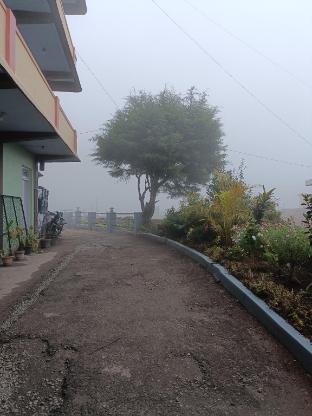sri lakshmi tourist home slth