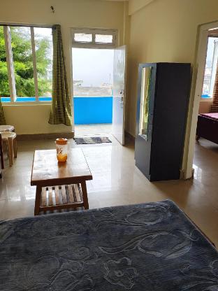 sri lakshmi tourist home slth
