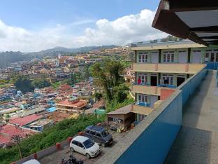 sri lakshmi tourist home slth