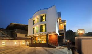 hotel amala