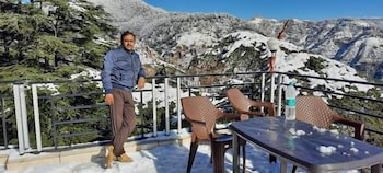 Hotel Shining Star,Vikas Nagar,3 star