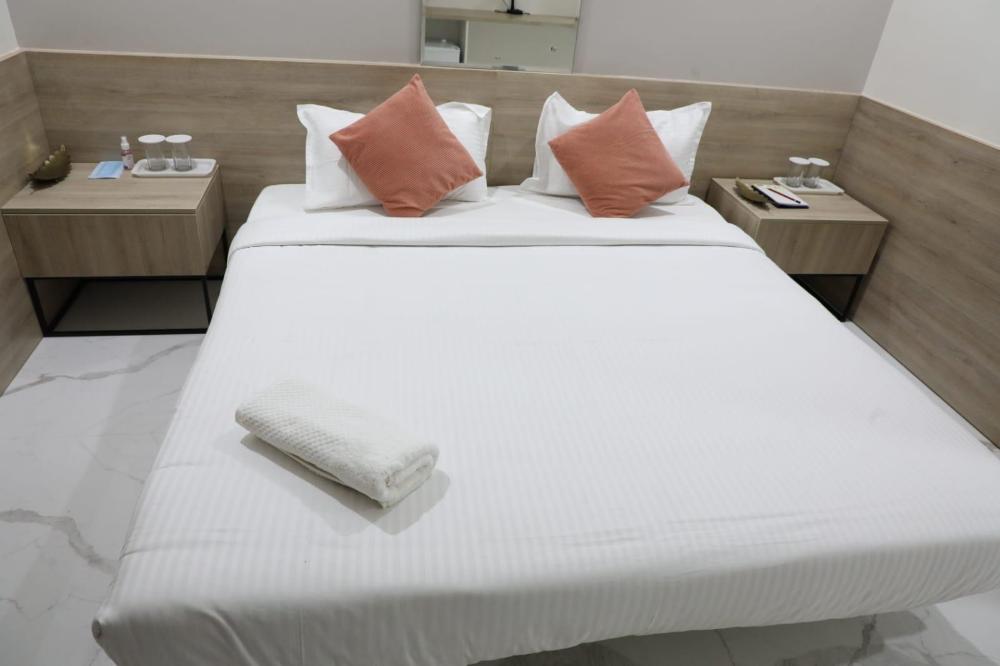 swansuites gachibowli