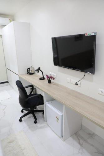 swansuites gachibowli