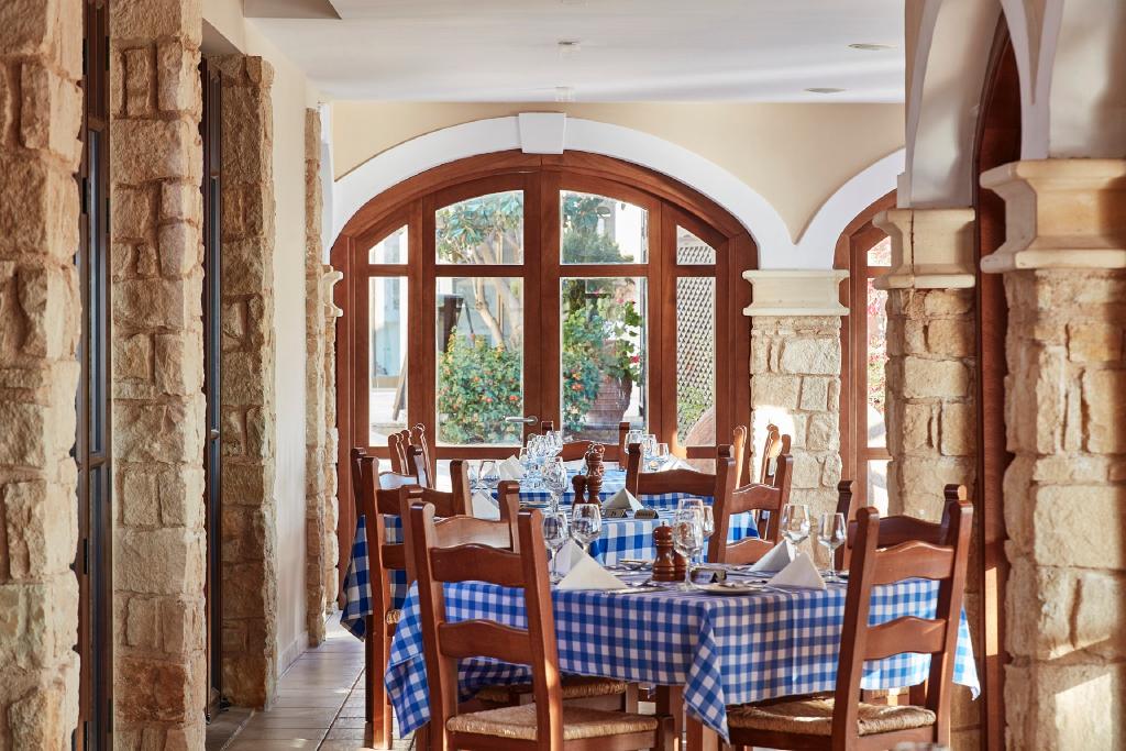 aphrodite hills golf and spa resort residences apartments