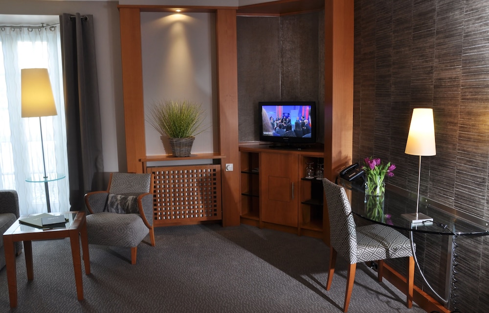 hotel eggers