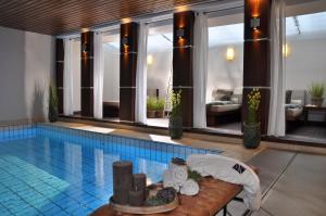 hotel eggers