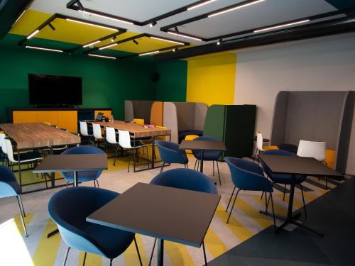 demo hotel design emotion