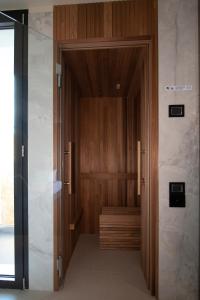 demo hotel design emotion