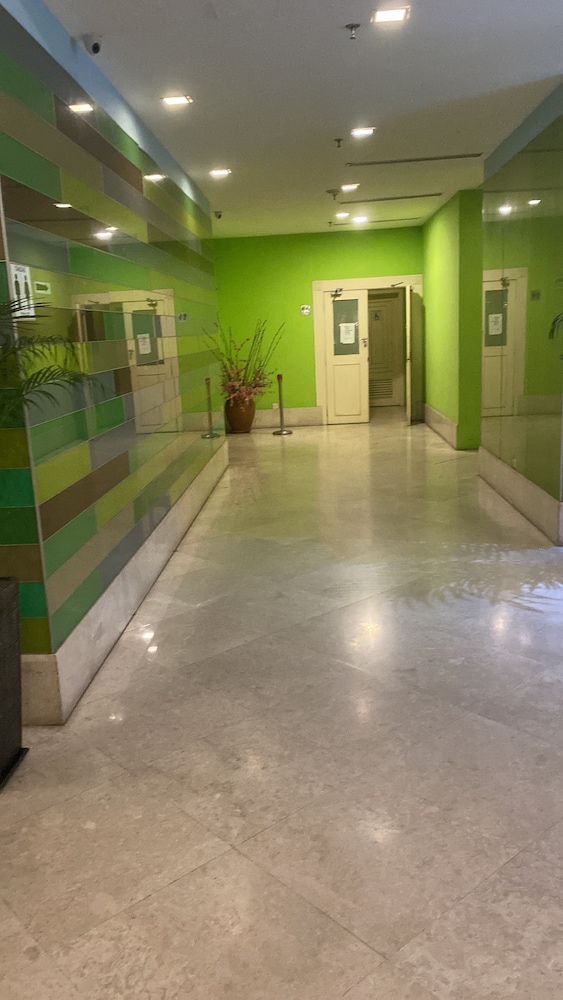 peninsula residents all suite