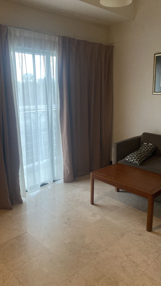 peninsula residents all suite