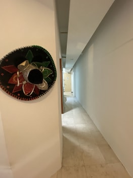 peninsula residents all suite