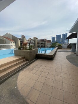 peninsula residents all suite