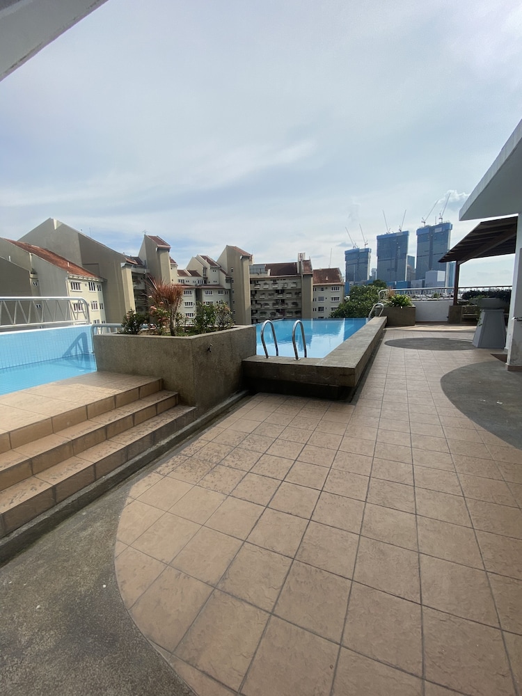 peninsula residents all suite