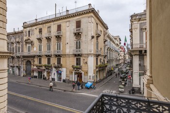 ferrini home etnea portrait