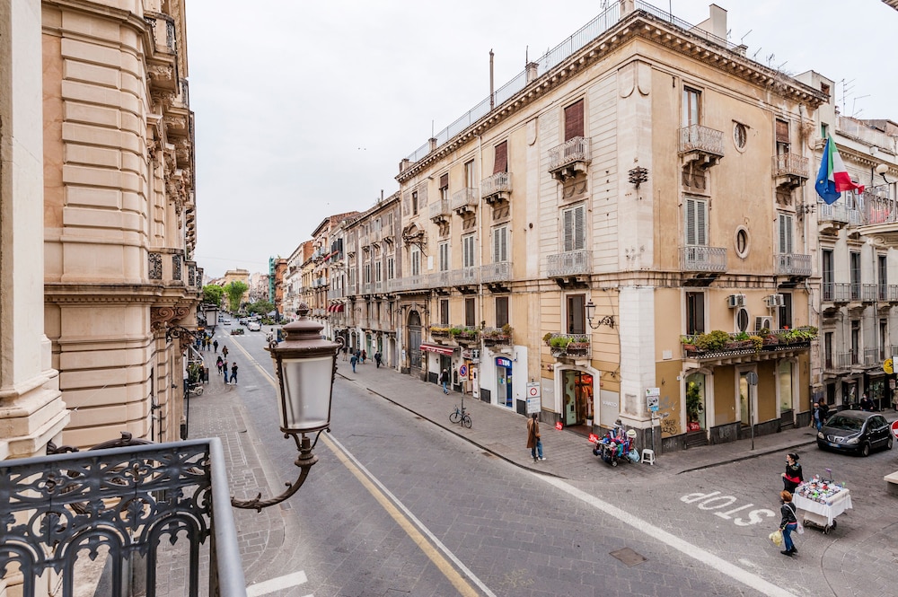 ferrini home etnea portrait