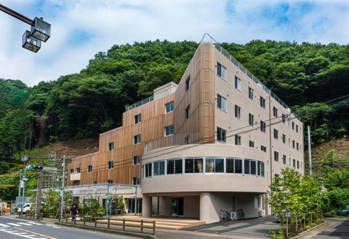 takaone activityandstay
