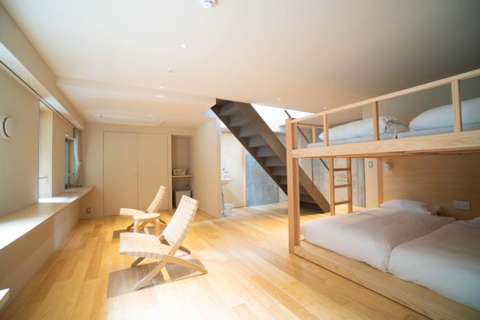 takaone activityandstay
