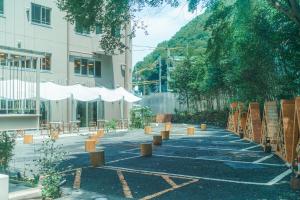 takaone activityandstay