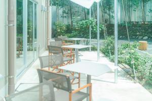 takaone activityandstay