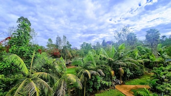 edgewood country place