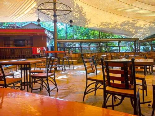 edgewood country place