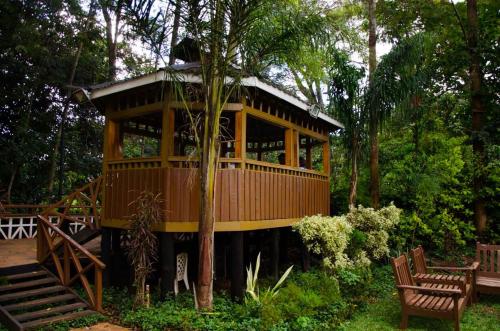 edgewood country place