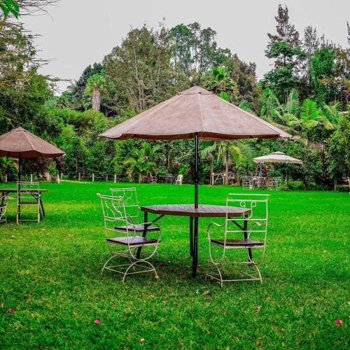 edgewood country place