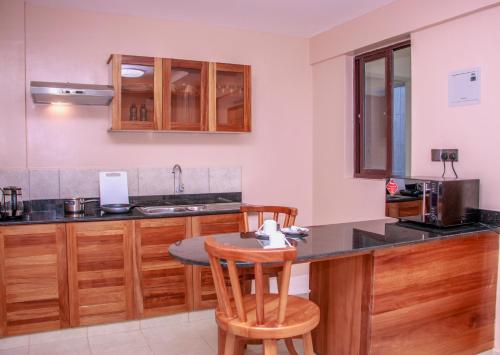 hotel comster mtwapa