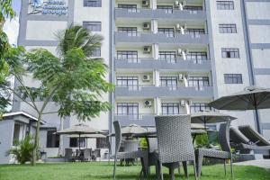 hotel comster mtwapa
