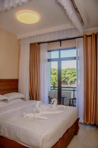 hotel comster mtwapa