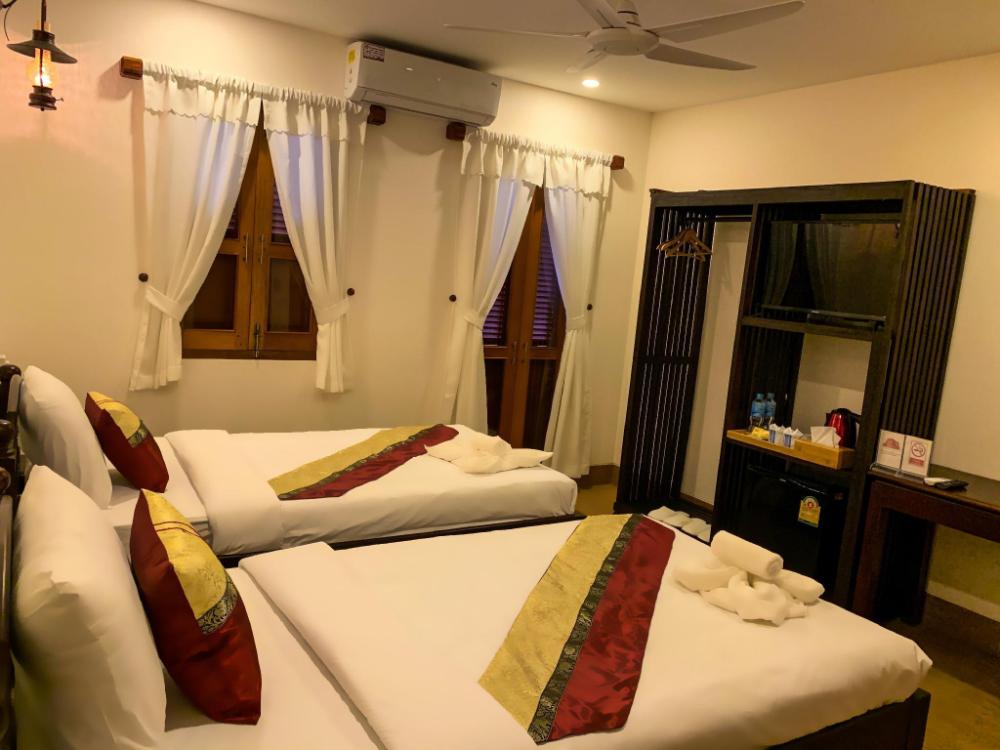 riverside guesthouse luang prabang