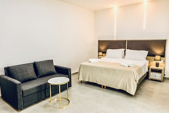 the mike hotel