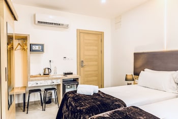 the mike hotel