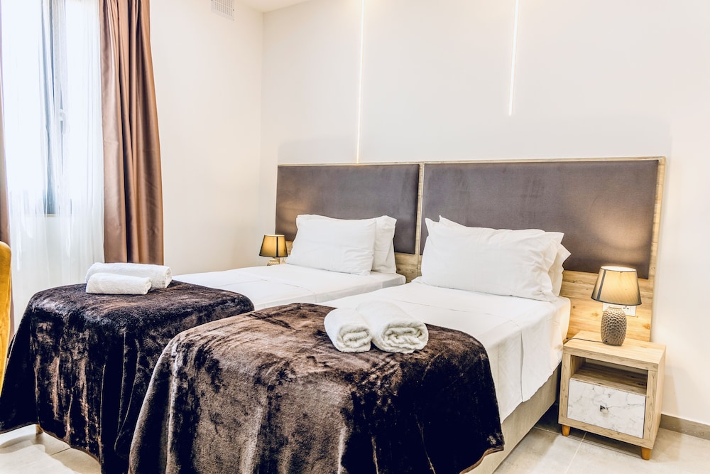the mike hotel