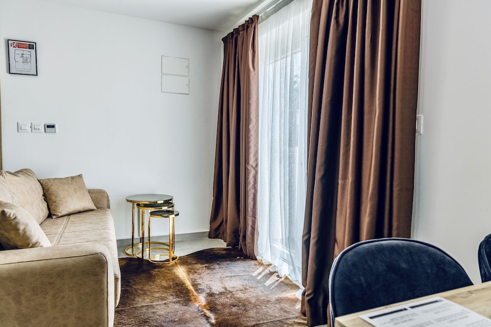 the mike hotel