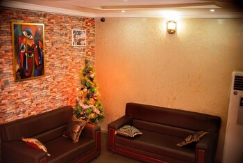 lawsons residence and suite