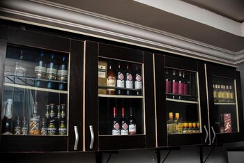 lawsons residence and suite