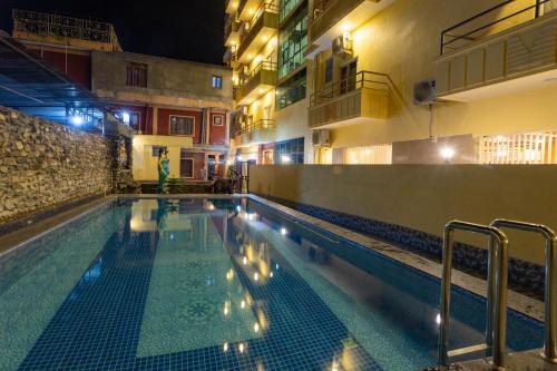 mahadev inn pokhara