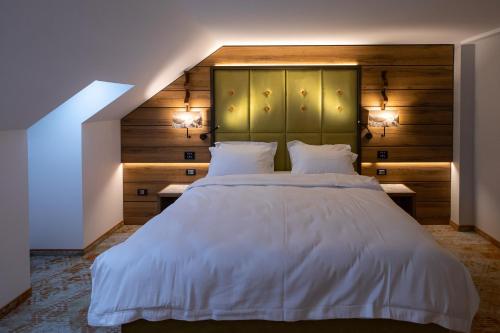 hotel belmont