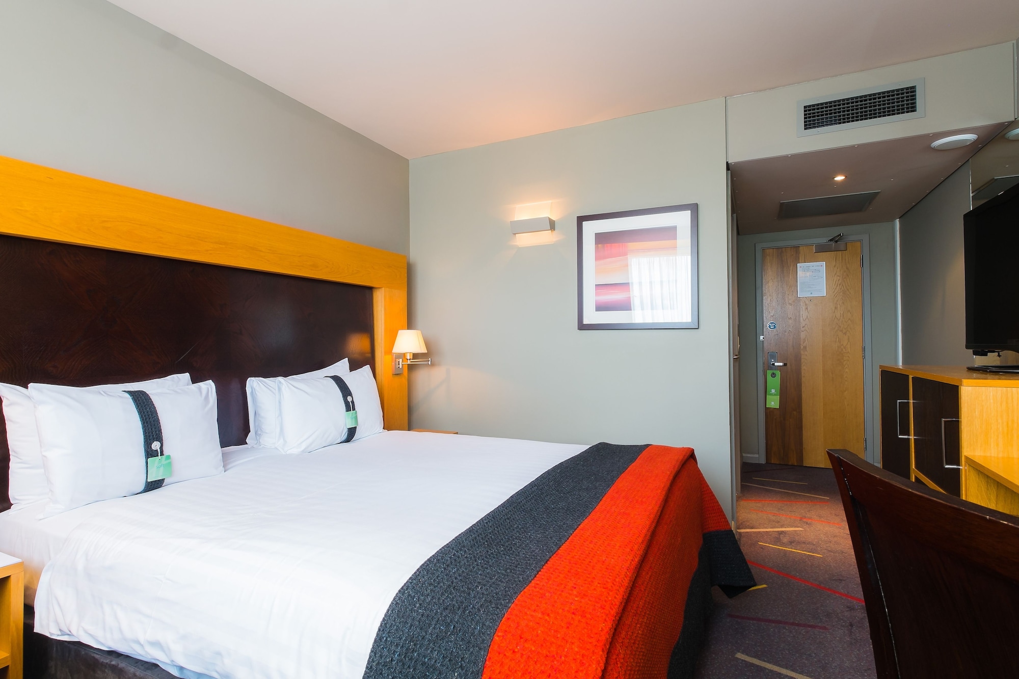 holiday inn aberdeen west by ihg