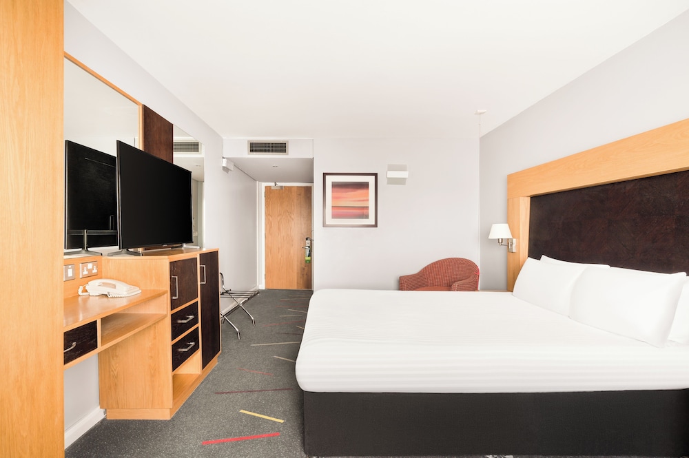 holiday inn aberdeen west by ihg