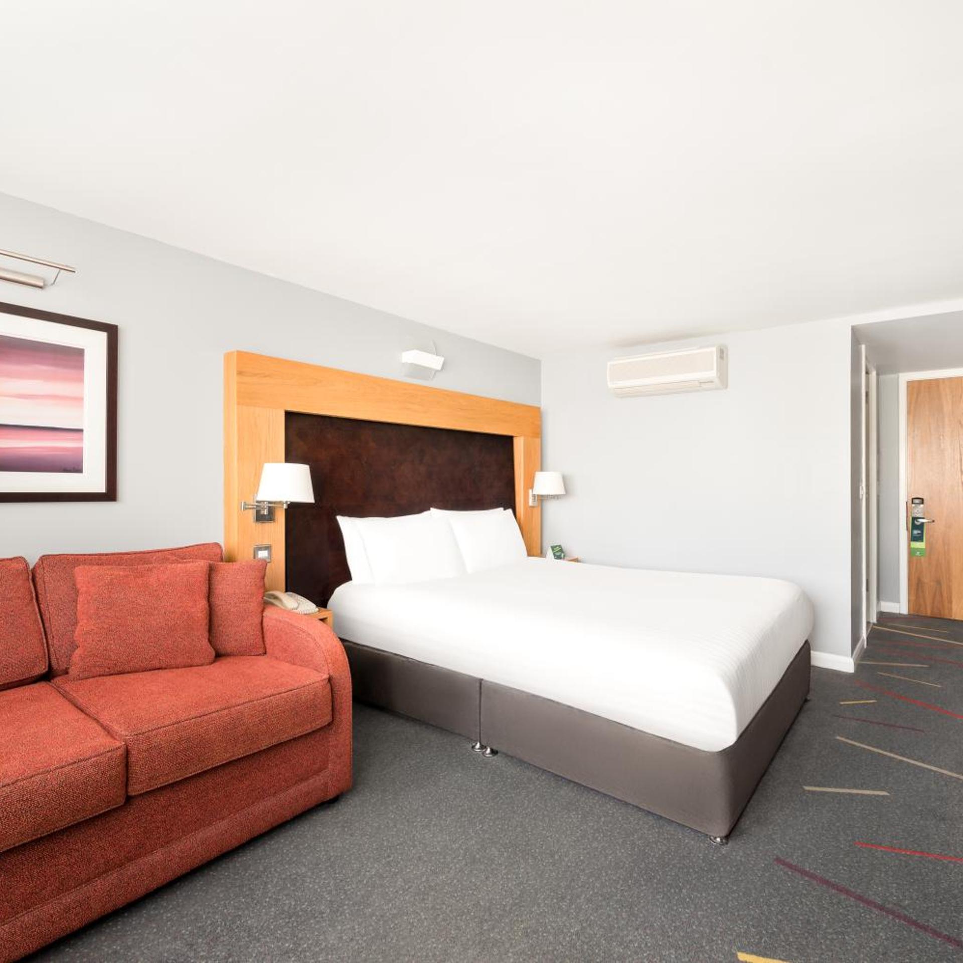 holiday inn aberdeen west by ihg