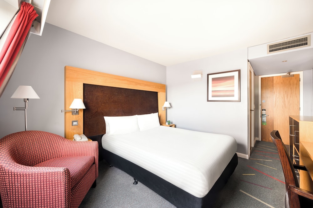 holiday inn aberdeen west by ihg