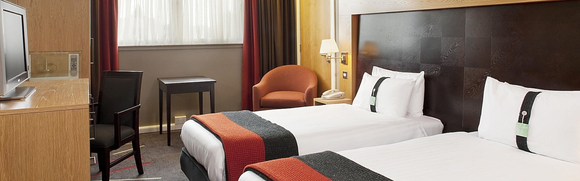 holiday inn aberdeen west by ihg