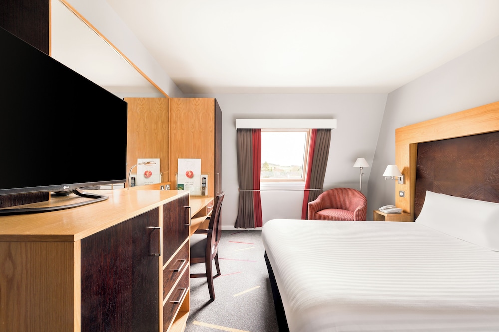 holiday inn aberdeen west by ihg