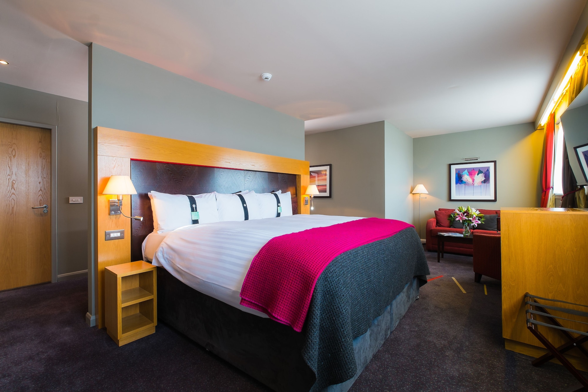 holiday inn aberdeen west by ihg